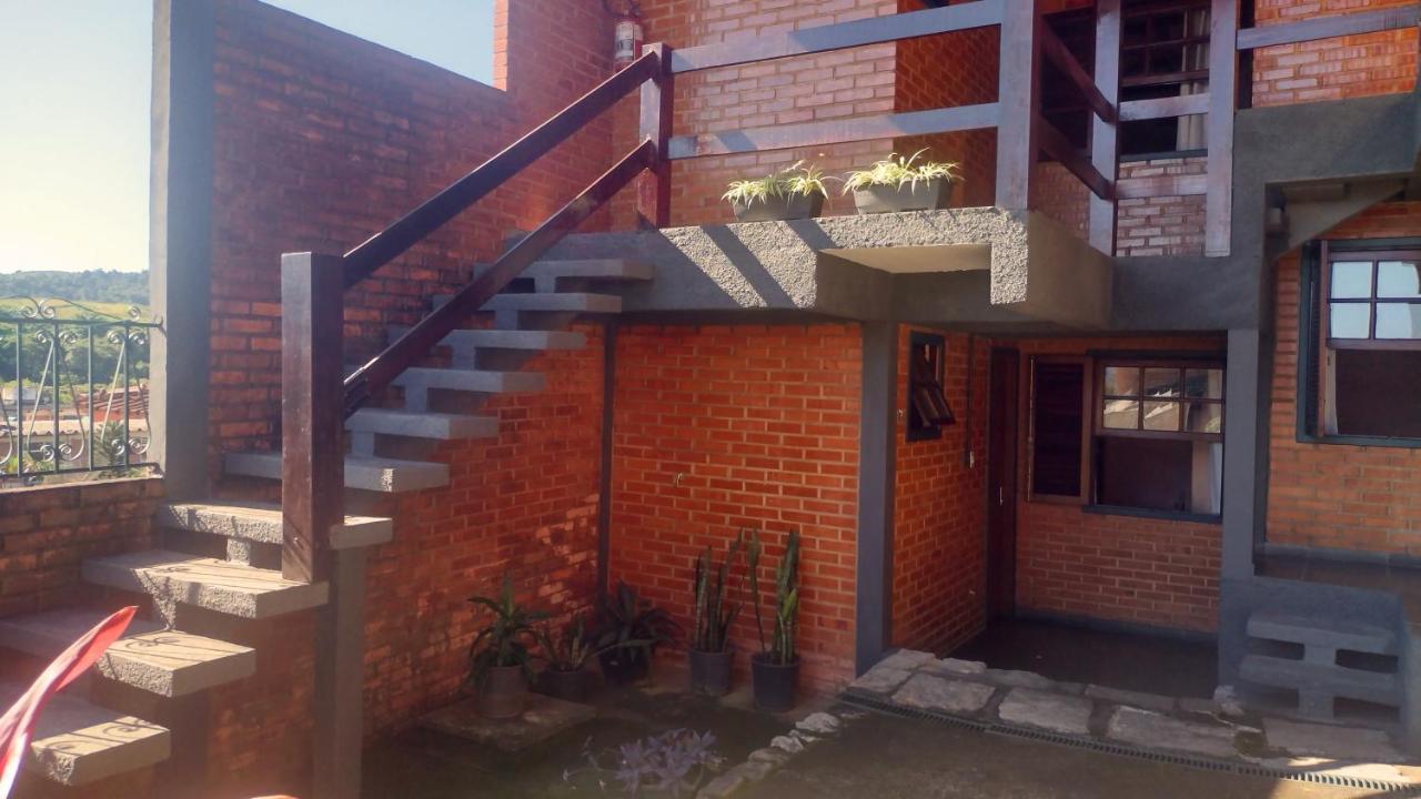 Pousada Vale das Palmeiras Vassouras Exterior foto