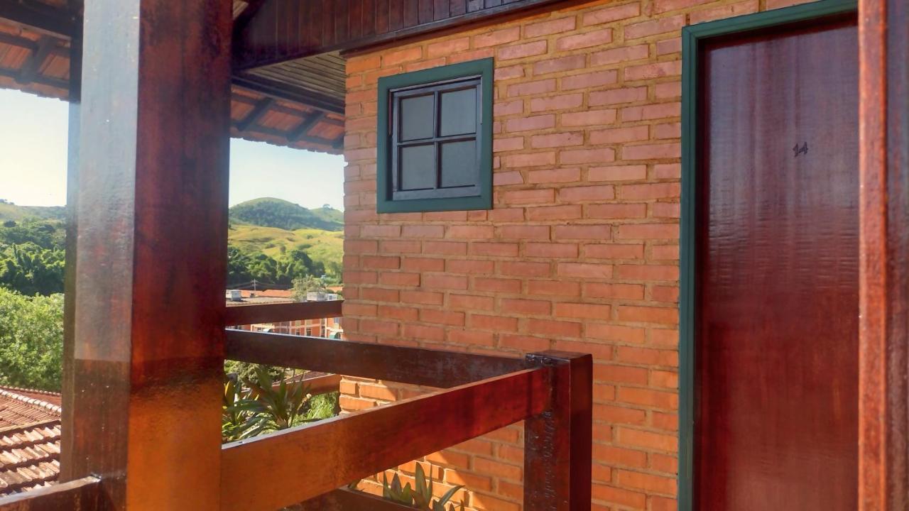 Pousada Vale das Palmeiras Vassouras Exterior foto
